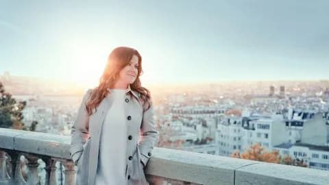 Marie-Élaine Thibert - Parlez-moi d'elle — Un hommage éblouissant à Dalida
