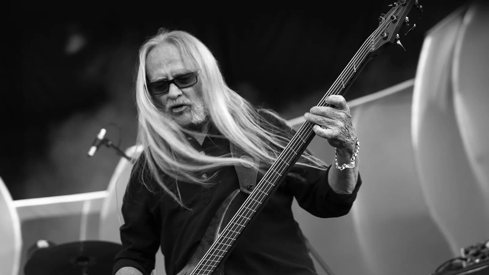 Breen LeBoeuf - My Blues Don't Fit Through the Door Anymore