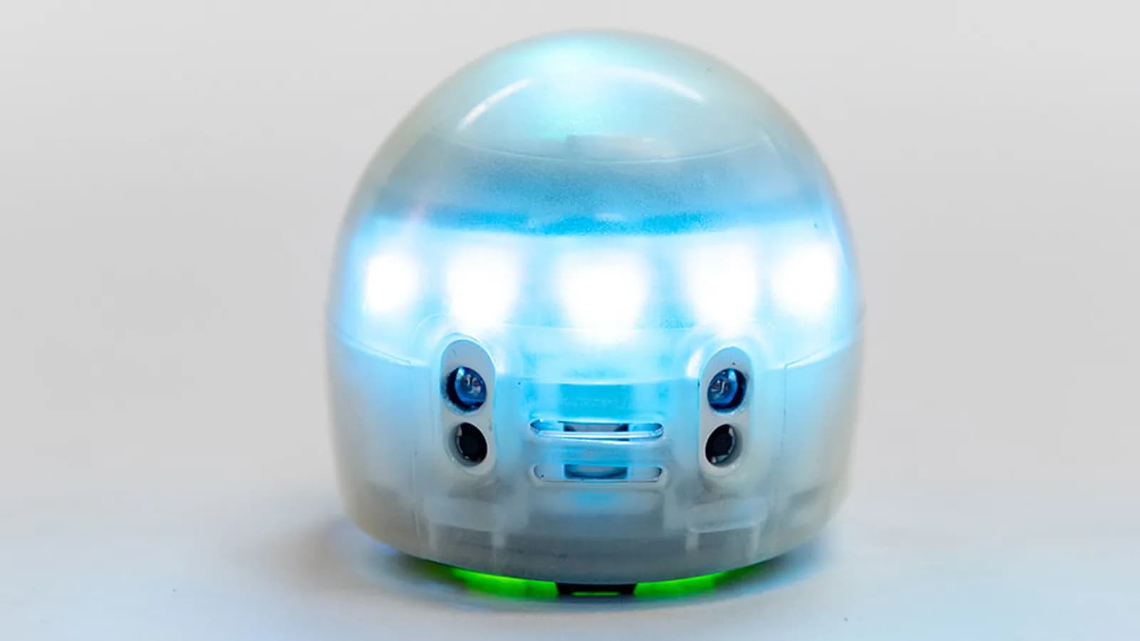 Atelier pour les 6-12 ans | Défis Ozobots!