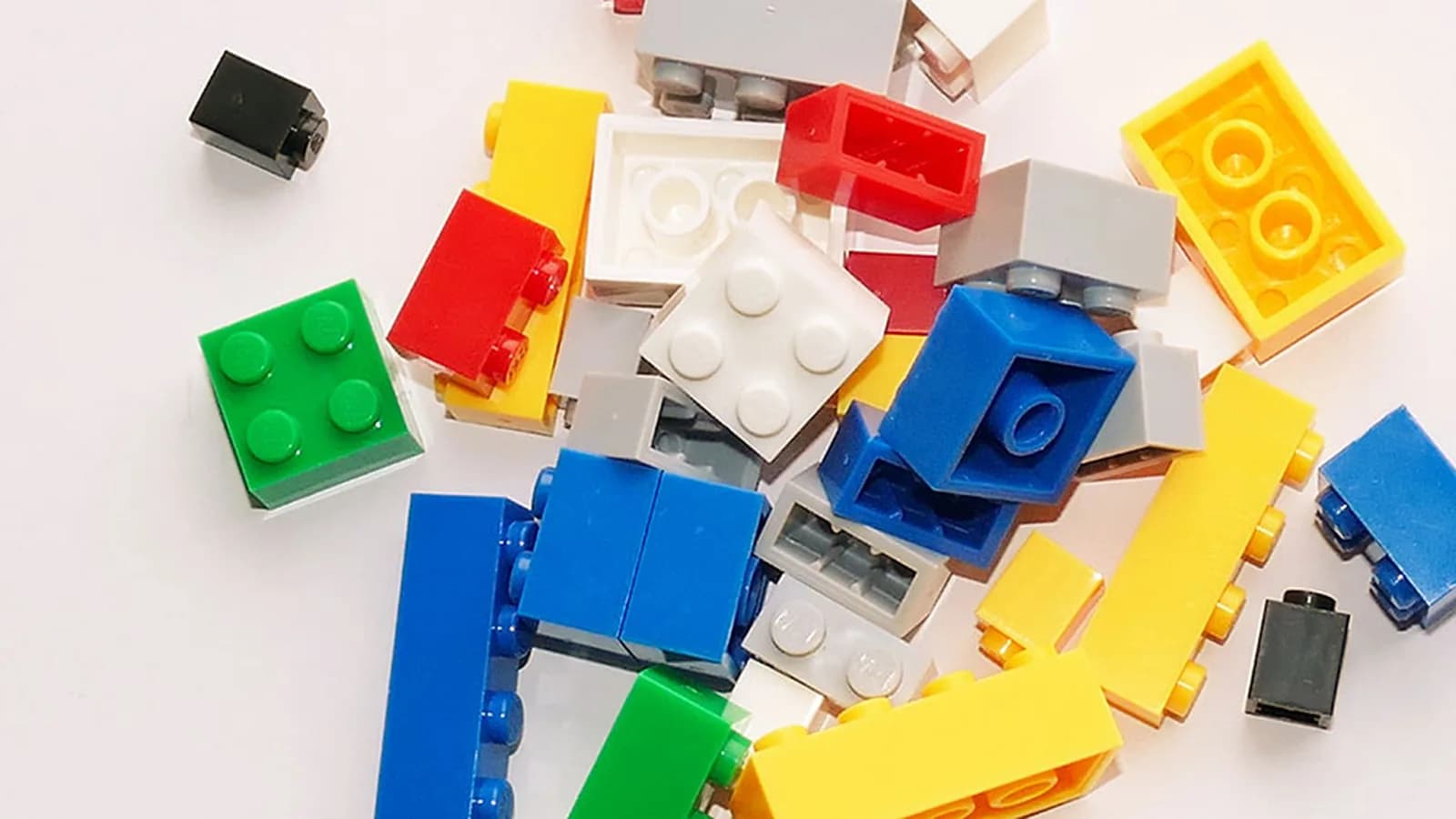 Atelier pour les 8-15 ans | LEGO Spike : Échappe-toi du manoir hanté